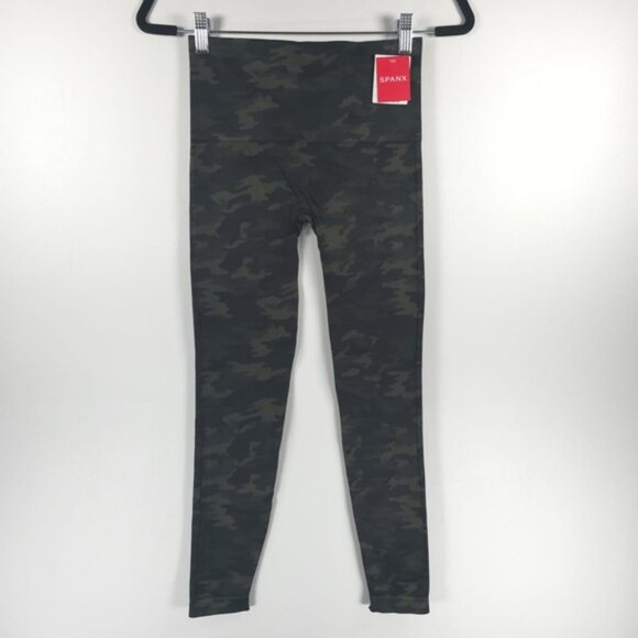 NWT SPANX GREEN CAMO Look At Me Now Seamless Shaping Leggings FL3515 Size M - Picture 5 of 12